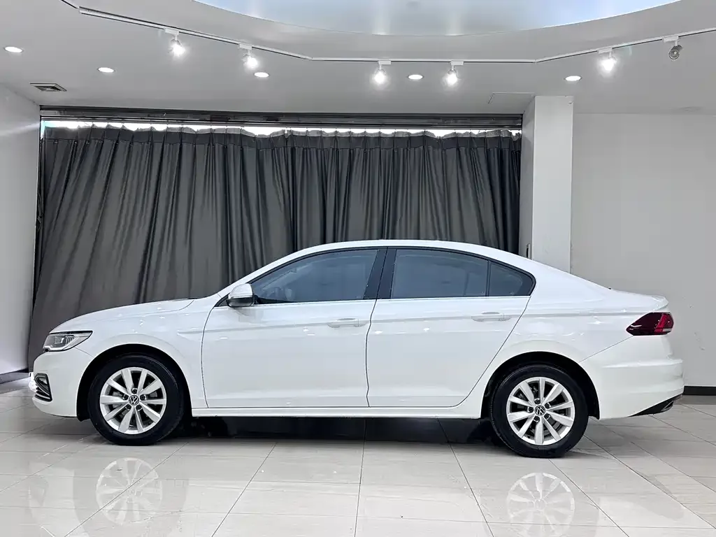 Volkswagen Bora 2022 из CN, фото 4