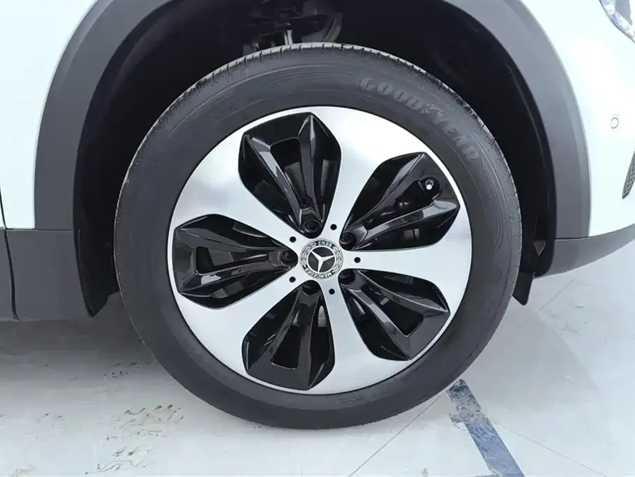 Mercedes-Benz GLB 2023 из CN, фото 8