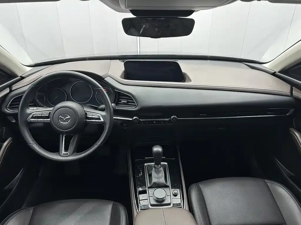 Mazda CX-30 2022 из CN, фото 2