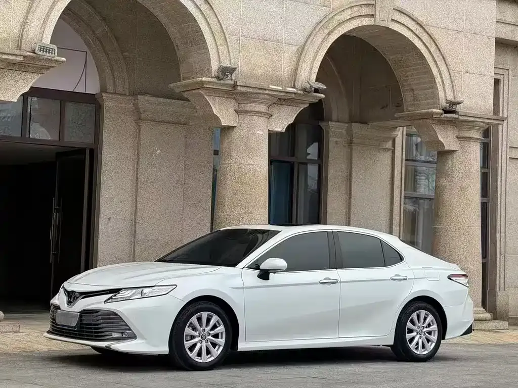 Toyota Camry 2021 из CN, фото 1