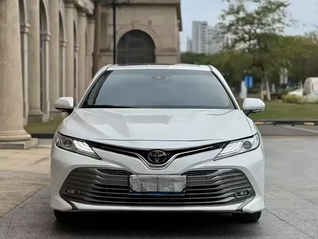 Toyota Camry 2021 из CN, фото 10