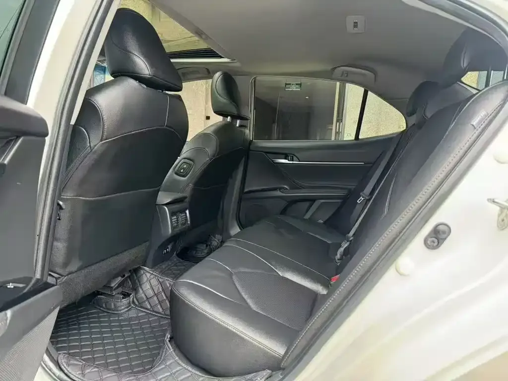 Toyota Camry 2021 из CN, фото 6