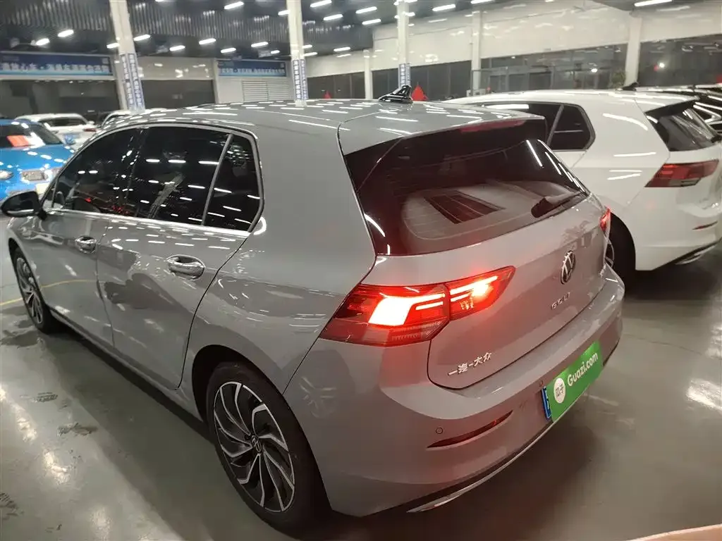 Volkswagen Golf 2022 из CN, фото 7