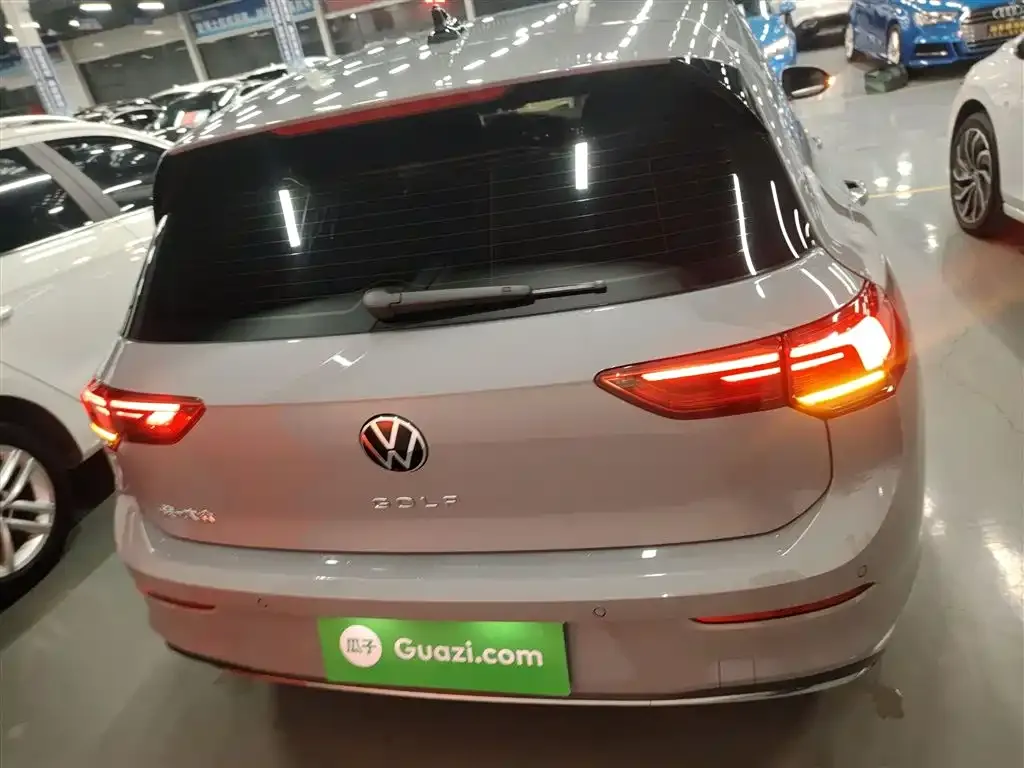 Volkswagen Golf 2022 из CN, фото 4