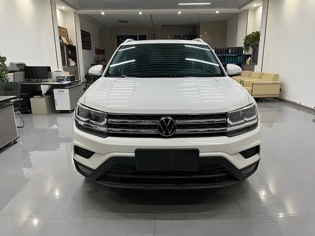 Volkswagen Tharu 2022 из CN, фото 9