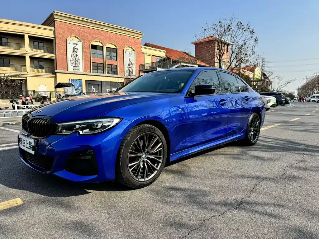 BMW 3 Series 2021 из CN, фото 1