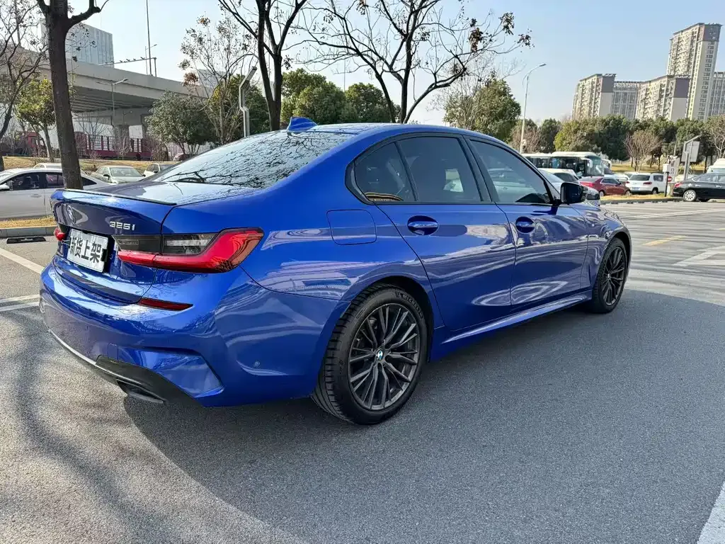 BMW 3 Series 2021 из CN, фото 8