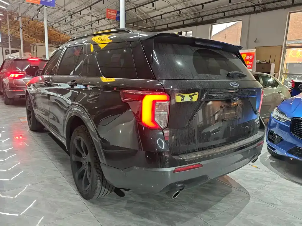 Ford Explorer 2021 из CN, фото 10