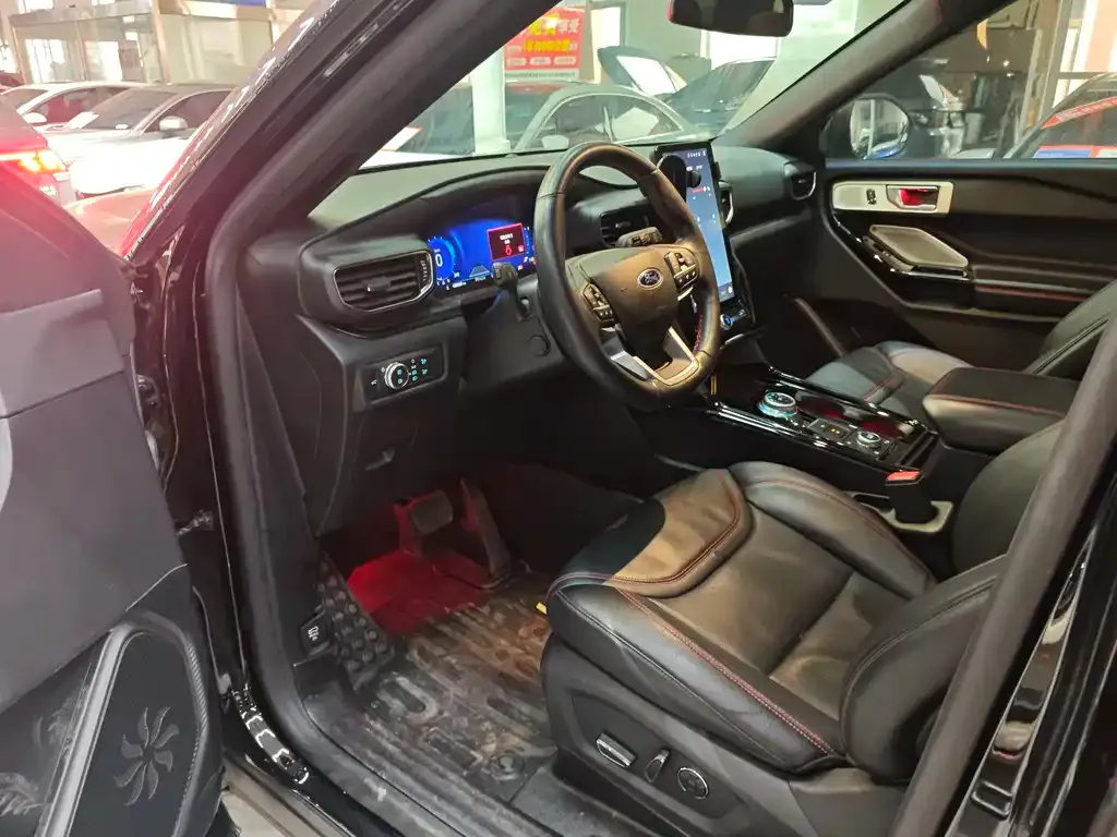 Ford Explorer 2021 из CN, фото 4