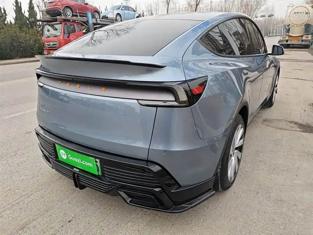 Tesla Model Y 2025 из CN, фото 3