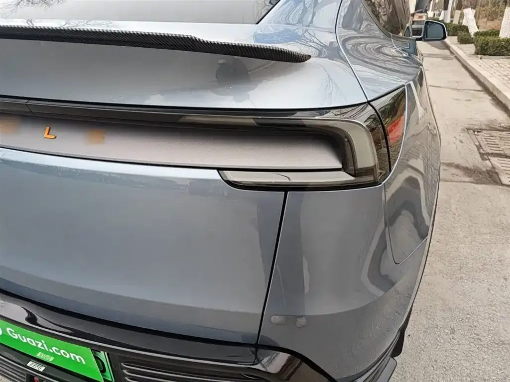 Tesla Model Y 2025 из CN, фото 7