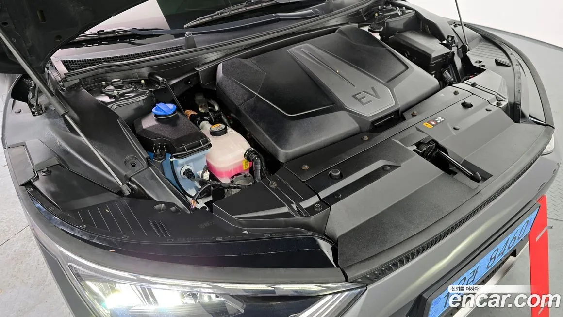 Kia EV6 — фото 9