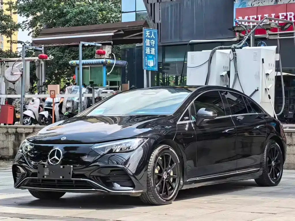 Mercedes-Benz EQE