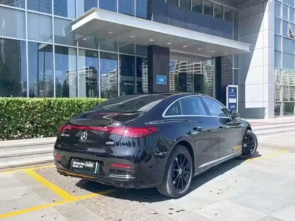Mercedes-Benz EQE 2023 из CN, фото 8
