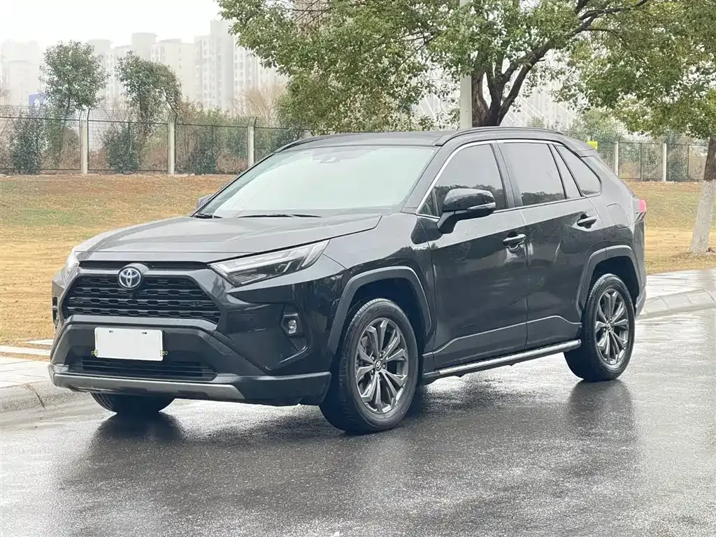 Toyota RAV4 2025 из CN, фото 4