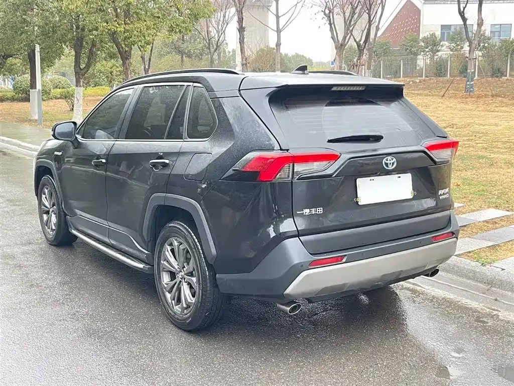 Toyota RAV4 2025 из CN, фото 7