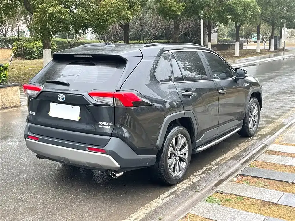 Toyota RAV4 2025 из CN, фото 3