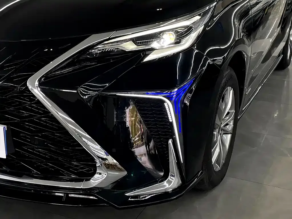 Toyota Sienna 2024 из CN, фото 8