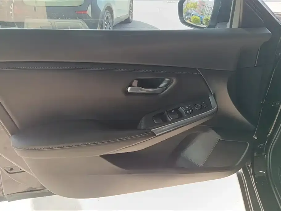 Nissan Sylphy 2021 из CN, фото 4