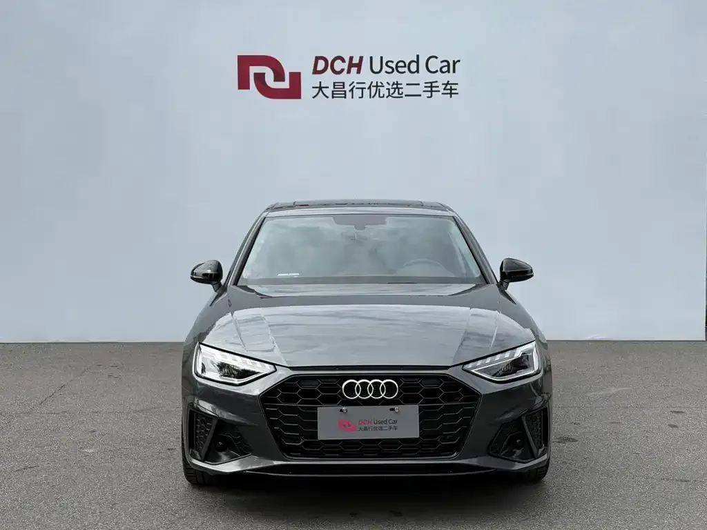 Audi A4L 2022 из CN, фото 4