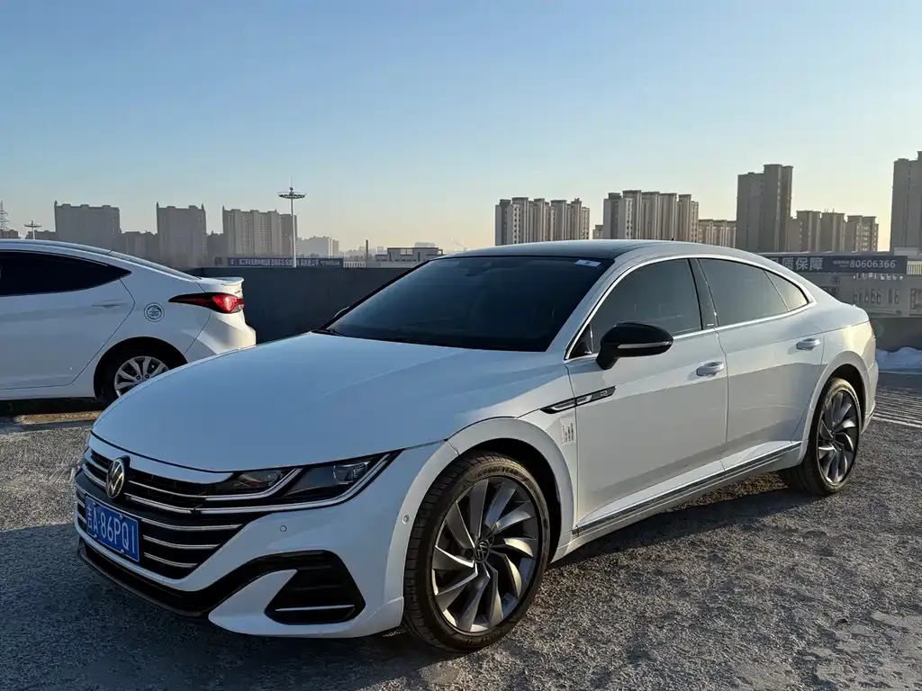Volkswagen CC 2022 из CN, фото 1