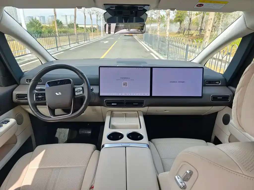 Li Auto MEGA 2024 из CN, фото 6