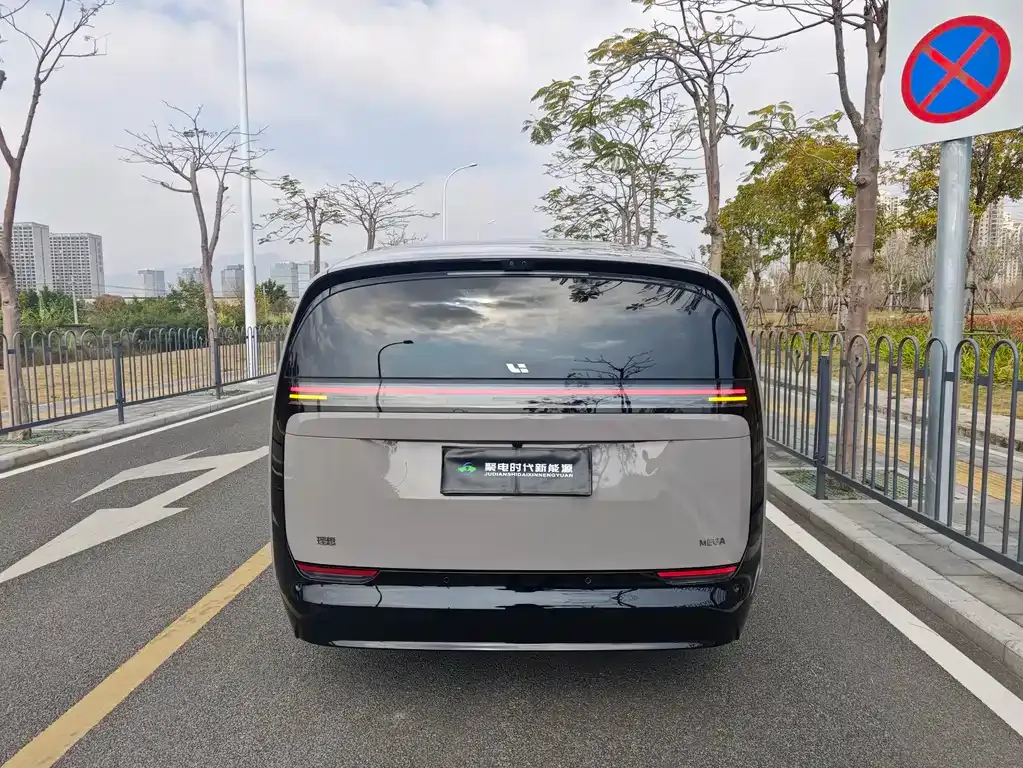 Li Auto MEGA 2024 из CN, фото 9