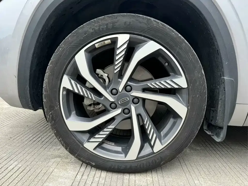 Geely Xingyue L 2024 из CN, фото 3