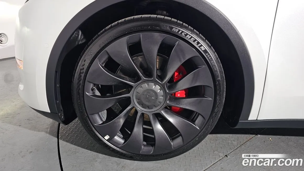Tesla Model Y 2022 из KR, фото 6