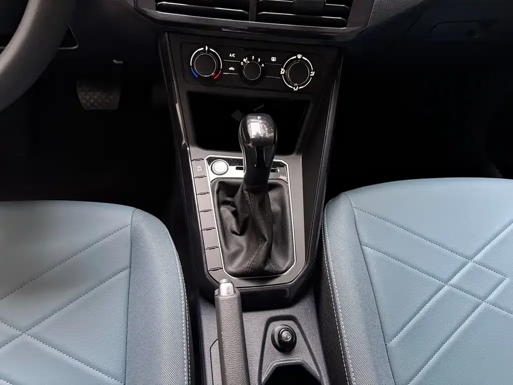 Volkswagen Lavida 2023 из CN, фото 5
