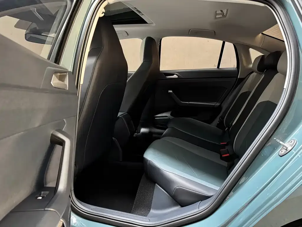 Volkswagen Lavida 2023 из CN, фото 3