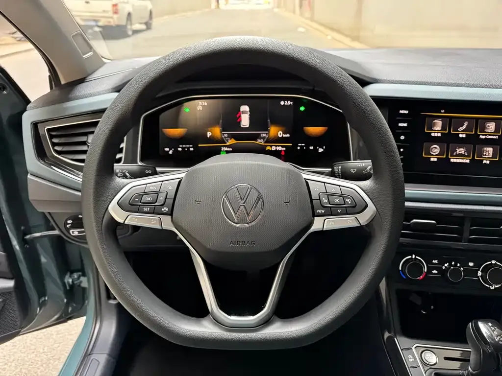 Volkswagen Lavida 2023 из CN, фото 10