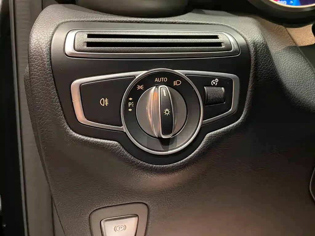 Mercedes-Benz GLC 2022 из CN, фото 10