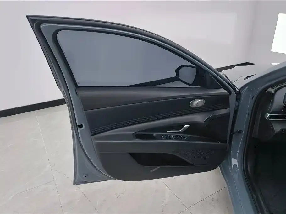 Hyundai Elantra 2021 из CN, фото 4
