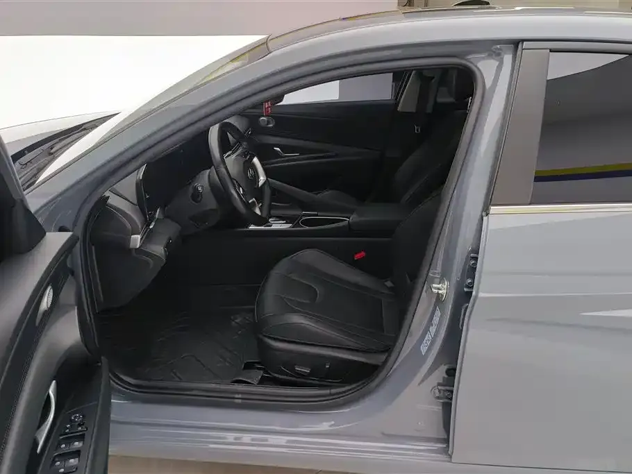 Hyundai Elantra 2021 из CN, фото 7