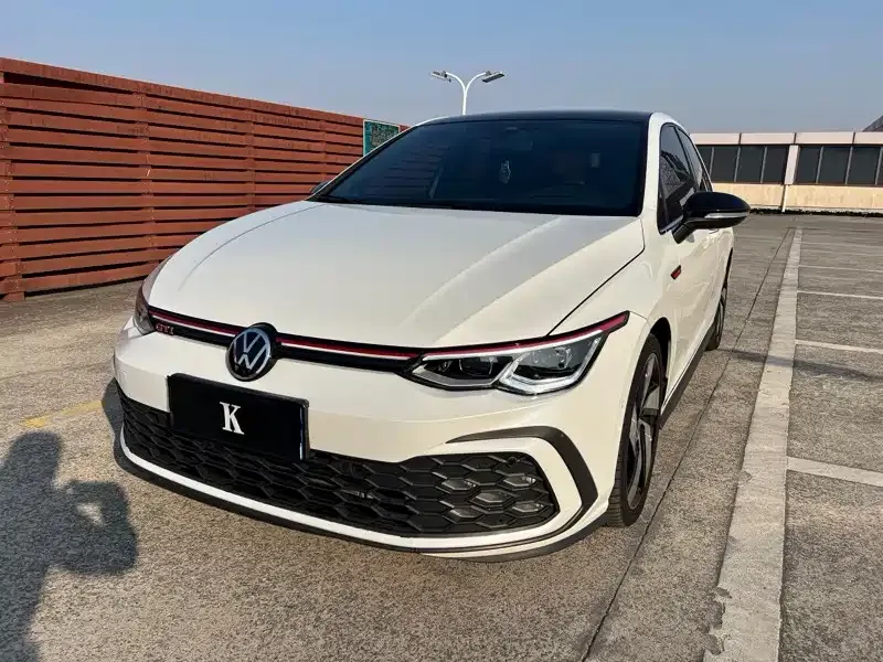 Volkswagen Golf GTI 2024 из CN, фото 1
