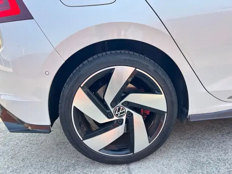 Volkswagen Golf GTI 2024 из CN, фото 7