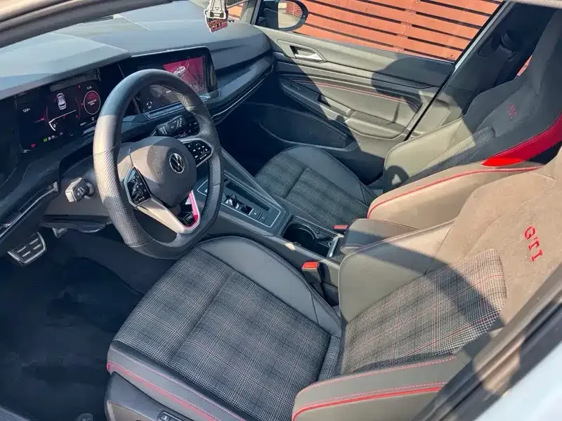 Volkswagen Golf GTI 2024 из CN, фото 4