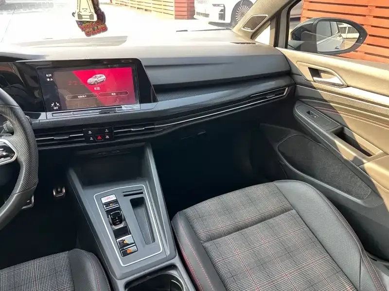 Volkswagen Golf GTI 2024 из CN, фото 6