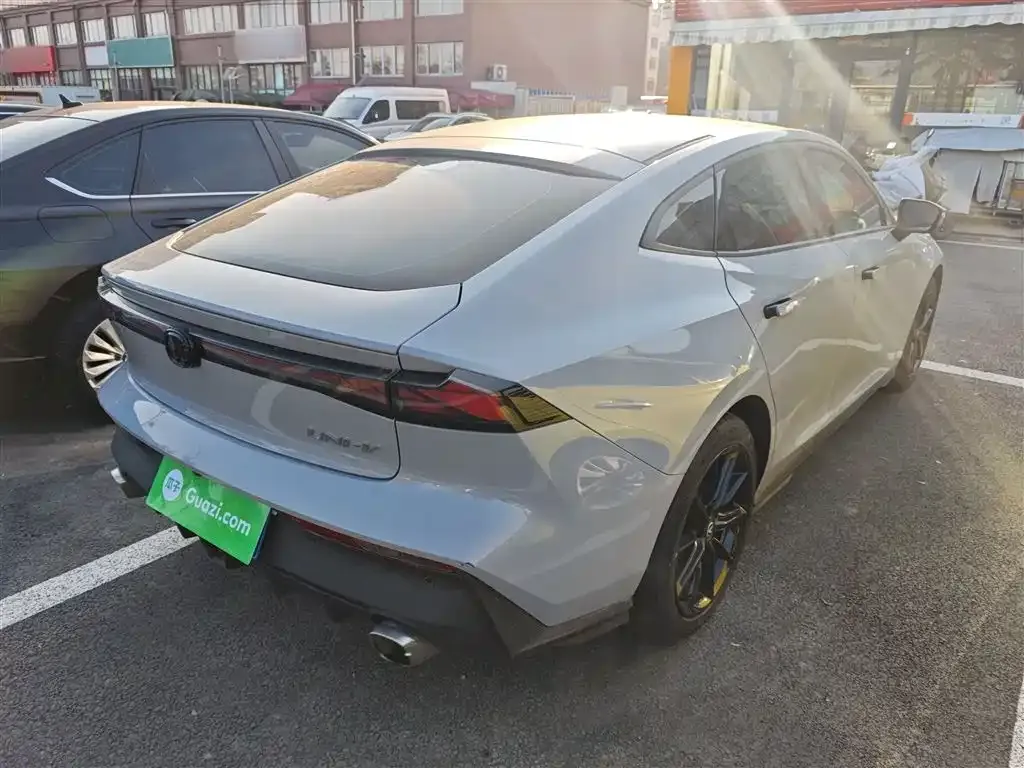 Changan UNI-V 2023 из CN, фото 9