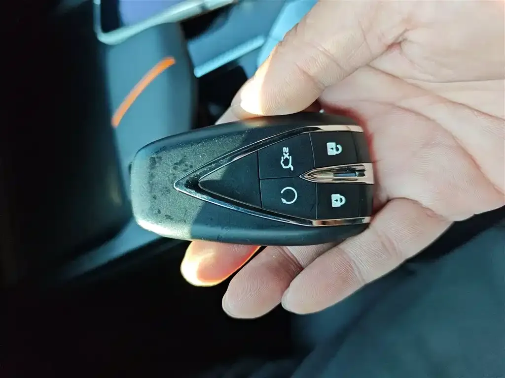 Changan UNI-V 2023 из CN, фото 8
