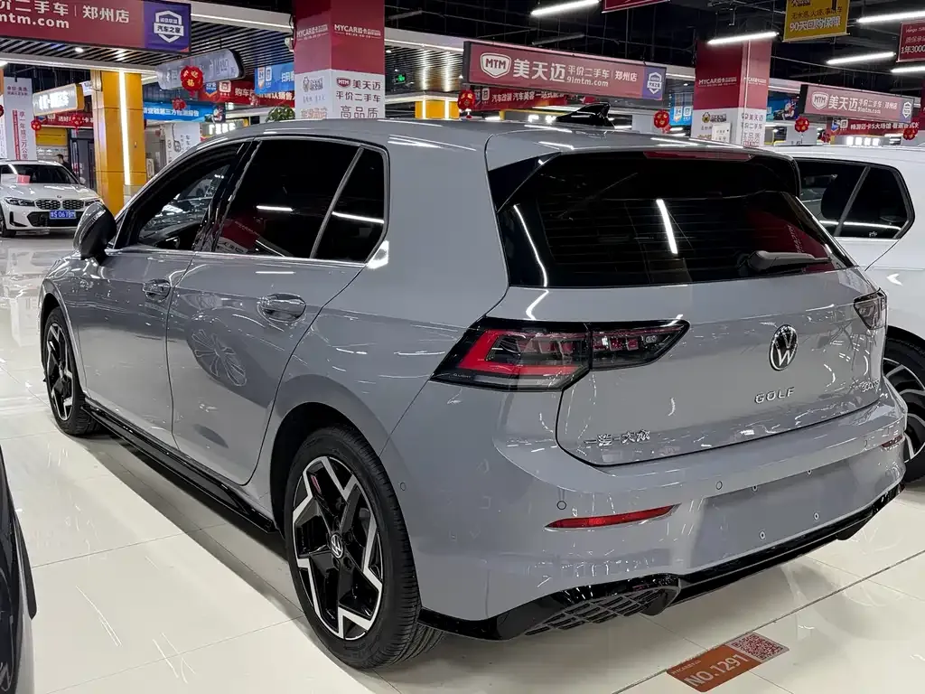 Volkswagen Golf 2025 из CN, фото 9