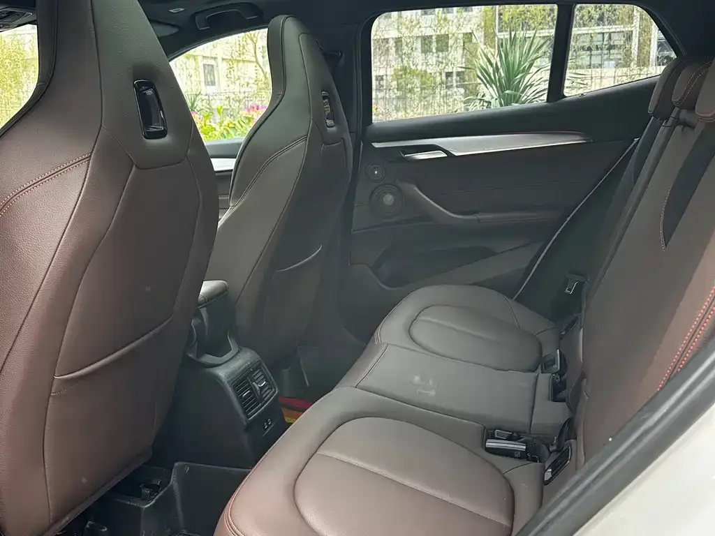 BMW X2 2023 из CN, фото 2