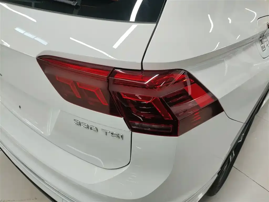 Volkswagen Tiguan L 2023 из CN, фото 3