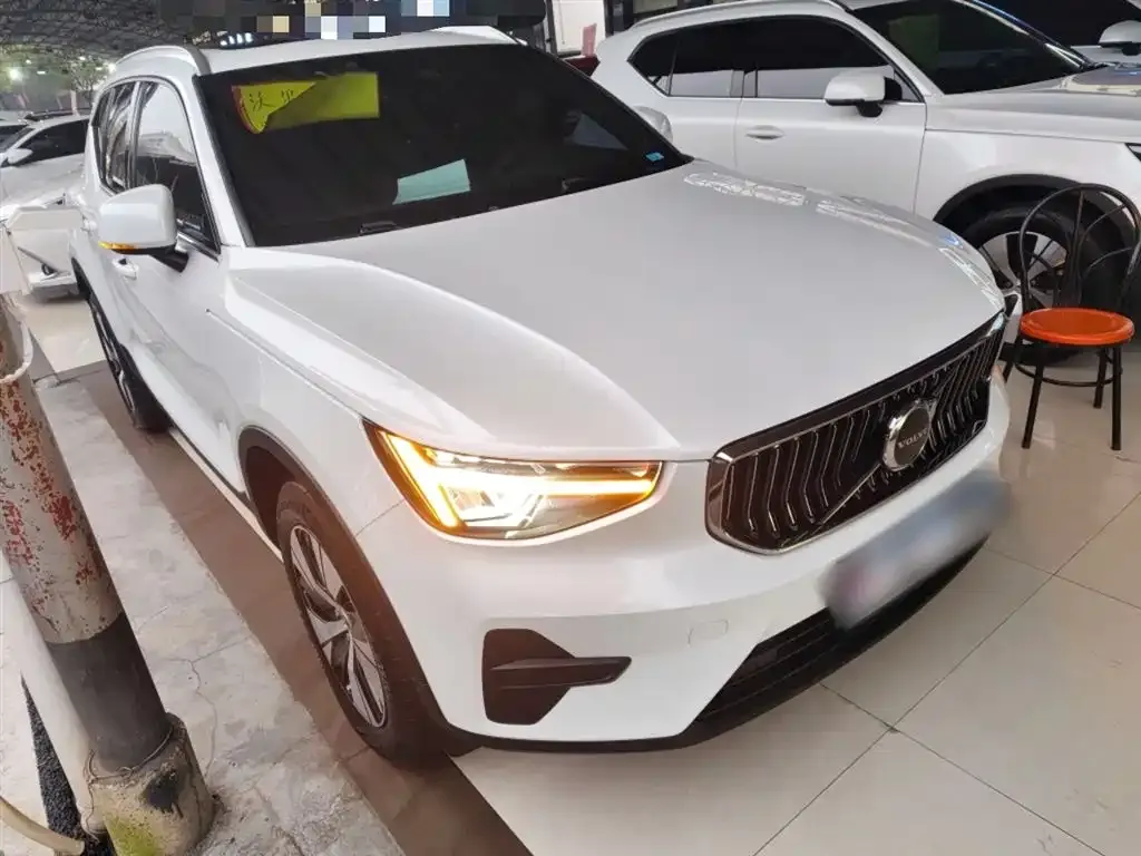 Volvo XC40 2023 из CN, фото 8
