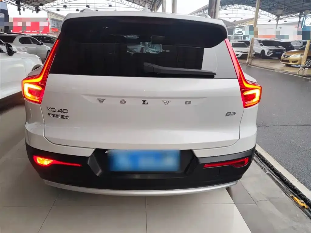 Volvo XC40 2023 из CN, фото 5