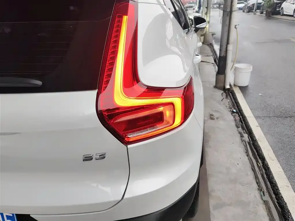 Volvo XC40 2023 из CN, фото 6