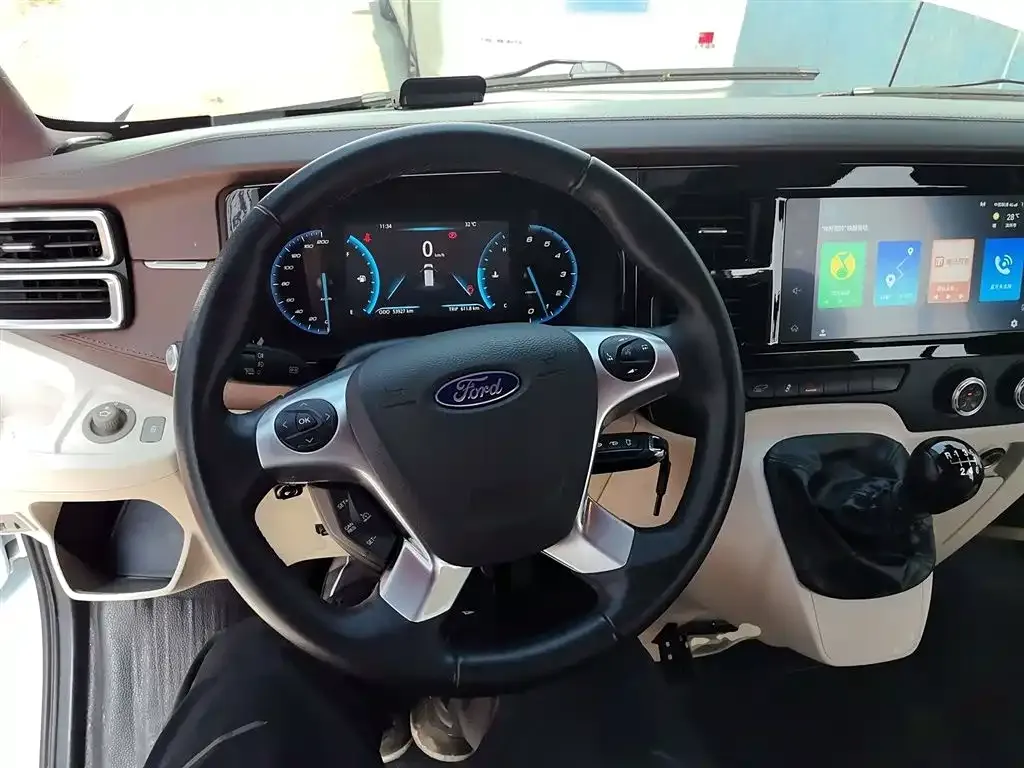 Ford Transit Custom 2022 из CN, фото 8