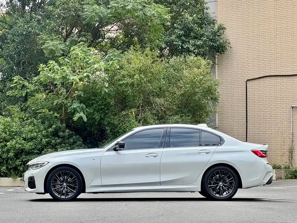BMW 3 Series — фото 3