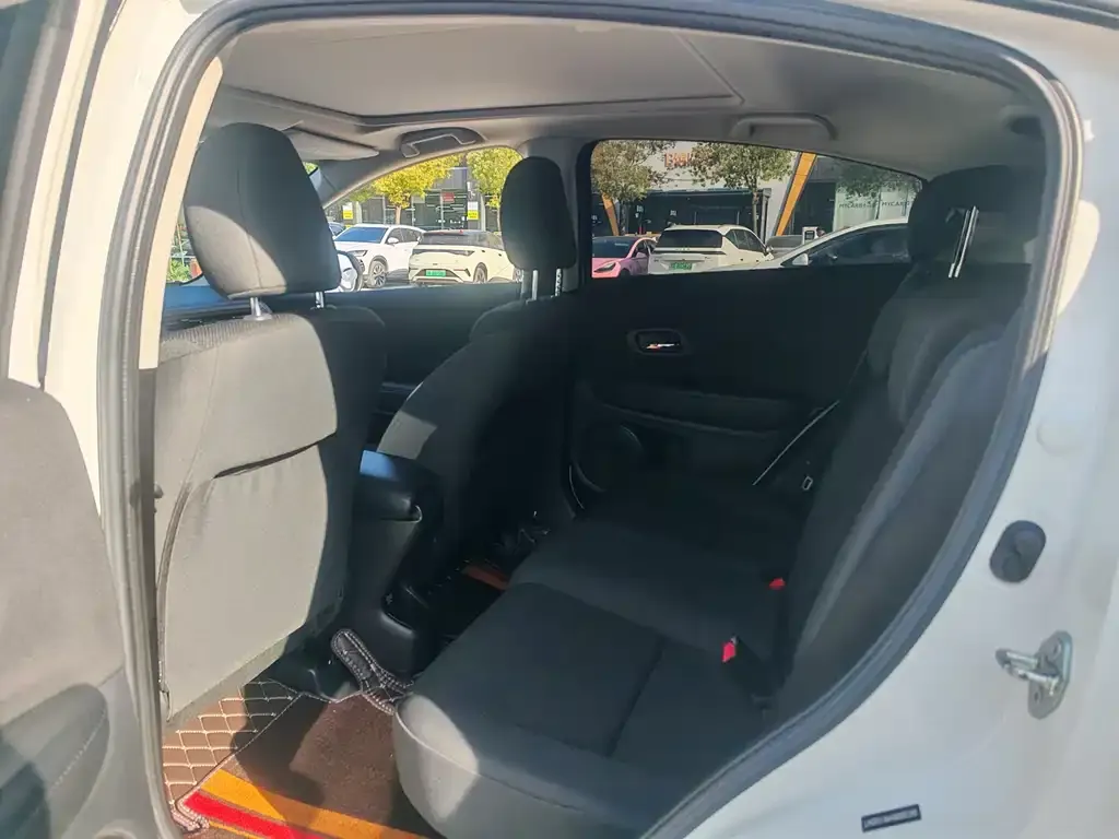 Honda Vezel 2022 из CN, фото 2